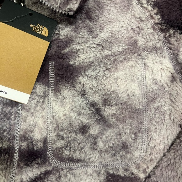 The North Face Tie-Dye Fleece Jacket in Purple - Picture 7 of 9
